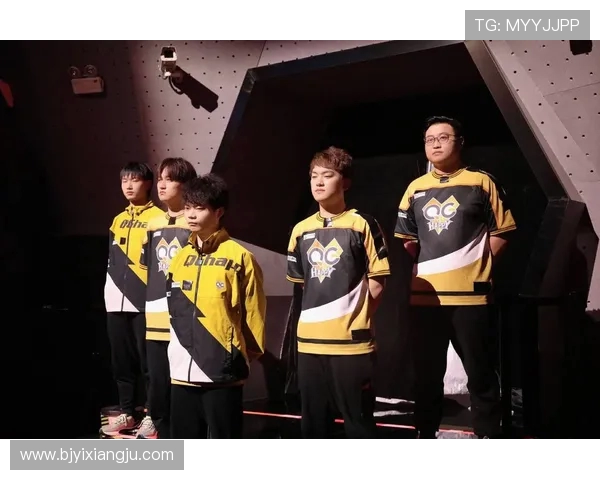 王者荣耀热议：深入分析IG战队在比赛中的全面压制策略与表现