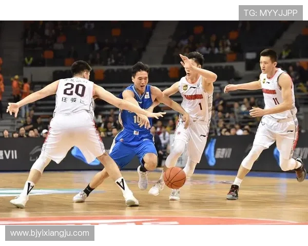 任骏飞领衔广东队再创辉煌展现篮球新风采的精彩瞬间